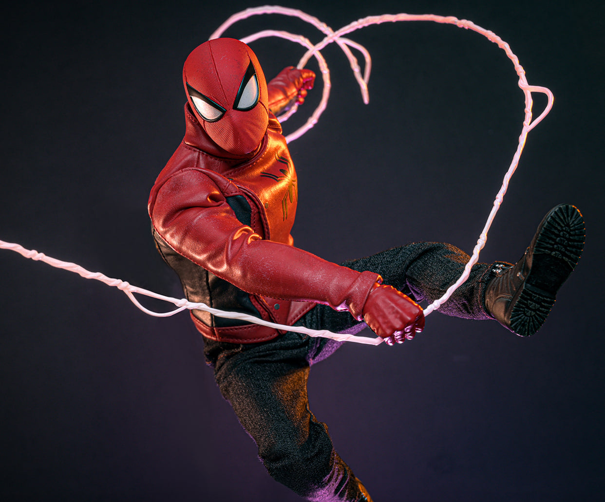 READY🔥Hot Toys VGM71 Marvel's Spider-Man 2 1/6th scale Peter Parker (Last Stand Suit) Collectible Figure [Hot Toys Exclusive]