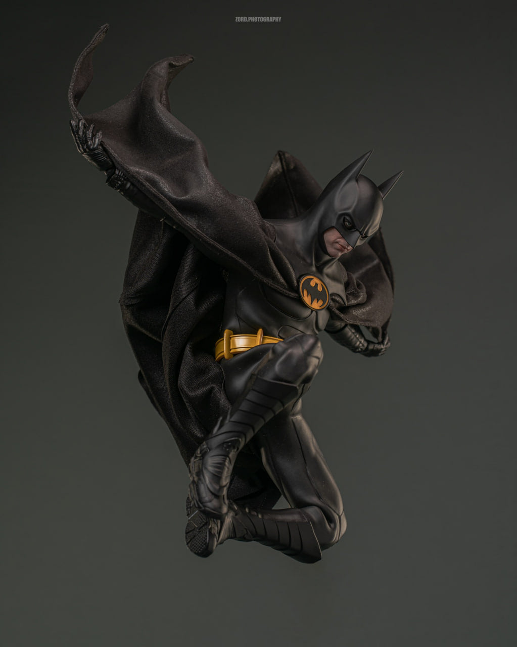 READY🔥Hot Toys MMS770 Batman Returns 1/6th scale Batman Collectible Figure (Deluxe Version)