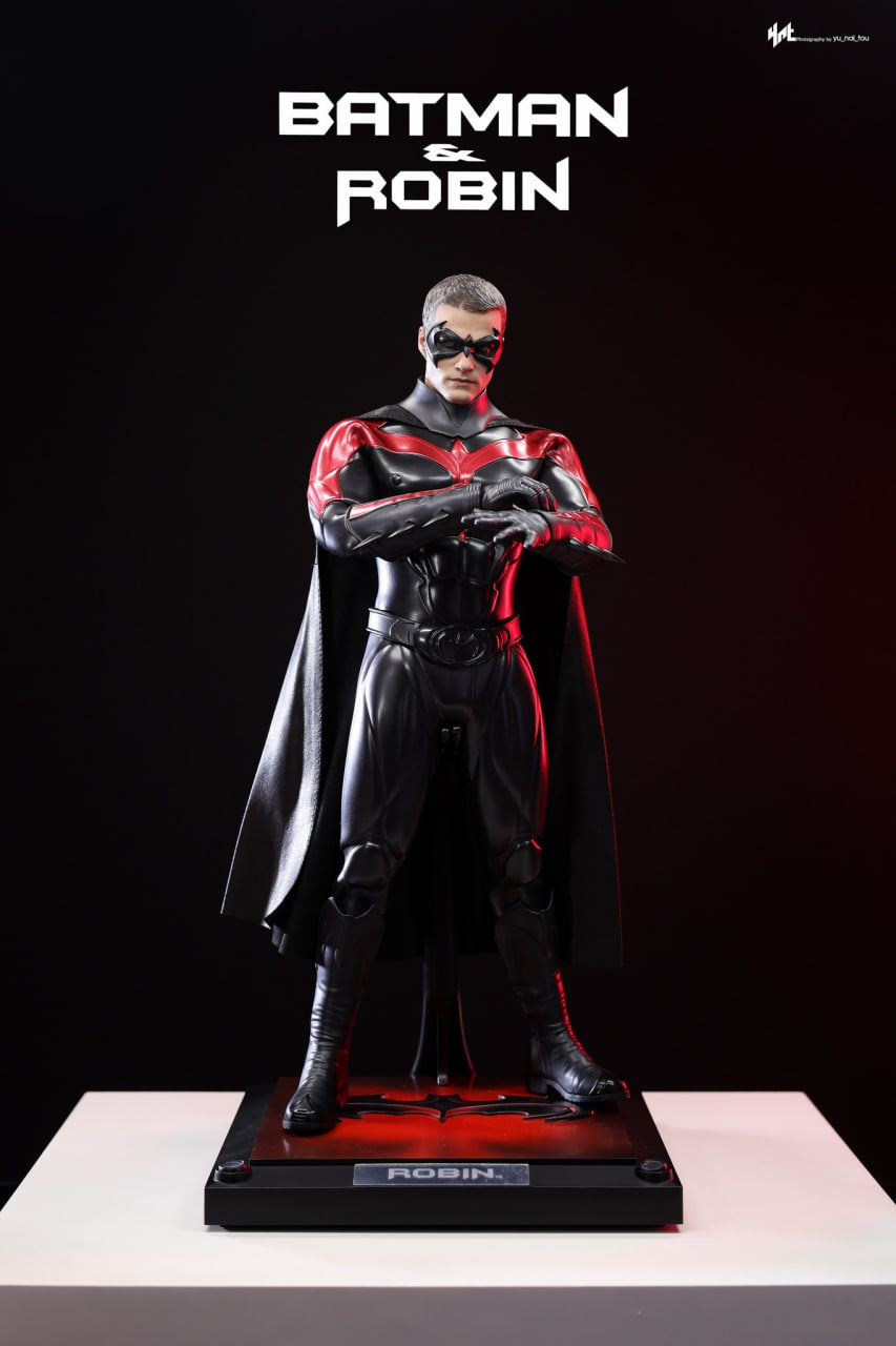 READY🔥Hot Toys MMS787 Batman & Robin 1/6th scale Robin