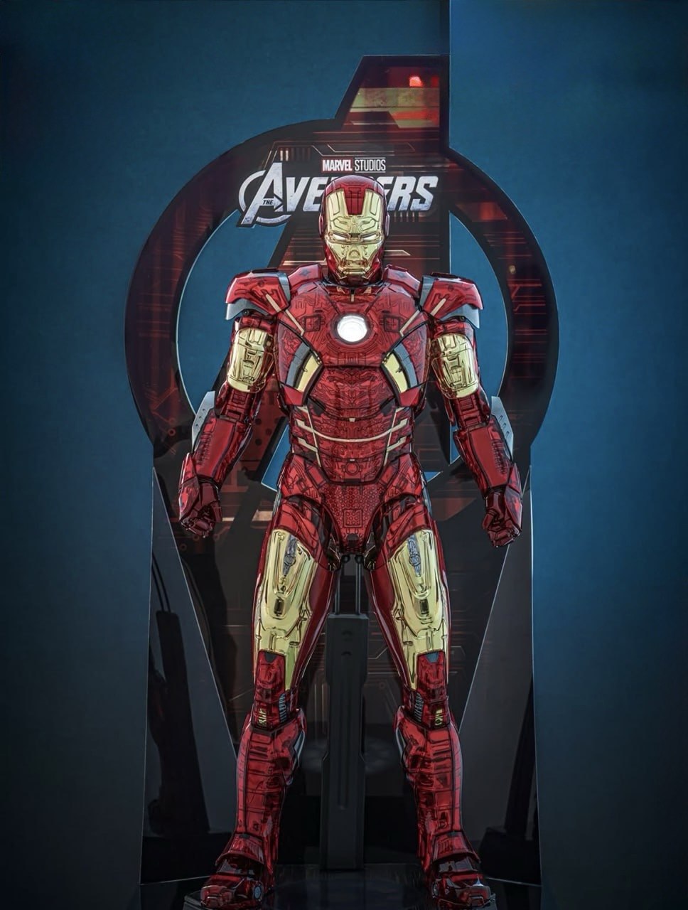 READY🔥 Hot Toys MMS870D82 The Avengers Iron Man Mark VII (Exo-Chrome Clear Version) 1/6th scale Collectible Figure