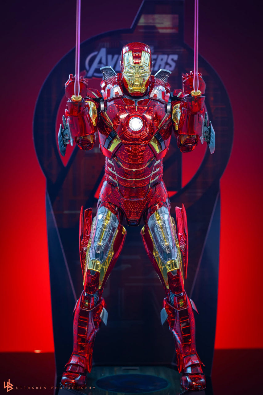 READY🔥 Hot Toys MMS870D82 The Avengers Iron Man Mark VII (Exo-Chrome Clear Version) 1/6th scale Collectible Figure