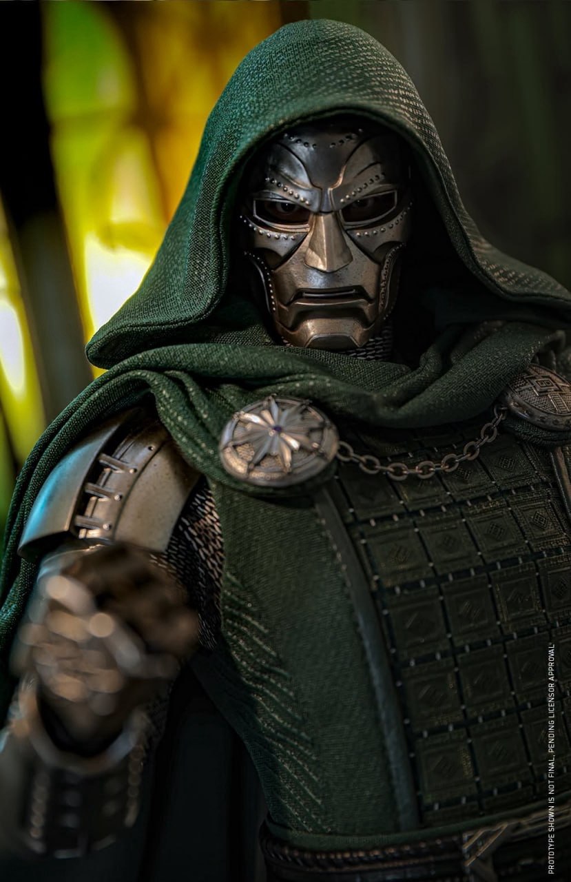 Preorder🔥Hot Toys Avengers: Doomsday - 1/6th scale Doctor Doom (Deluxe Version) (Ultimate Version)