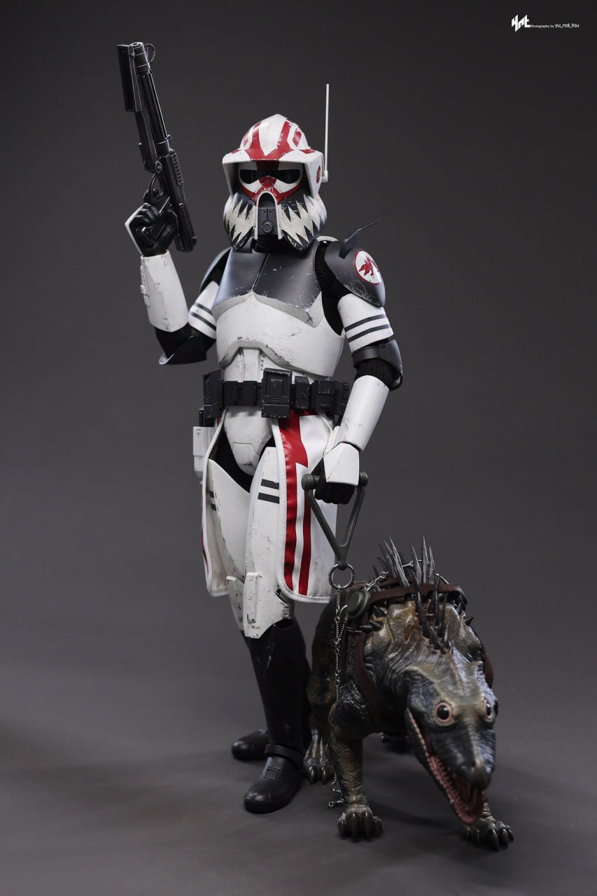🔥Hot Toys TMS167 Star Wars: The Clone Wars - Sergeant Hound 1/6th Scale Collectible Figure