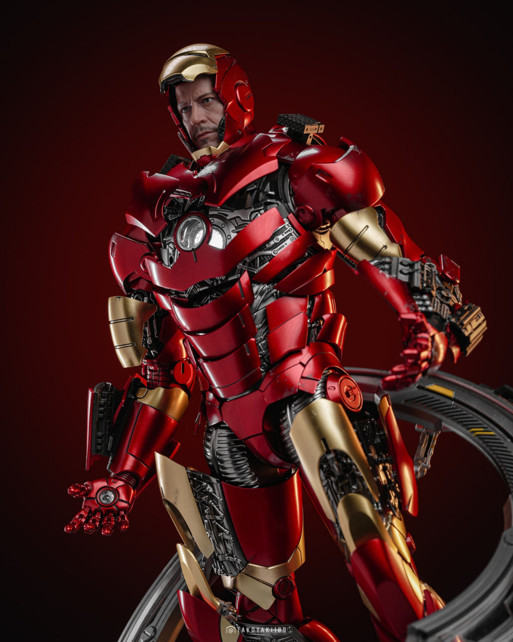 🔥Hot Toys MMS825D72B Iron Man 1/6th scale Iron Man Mark III (Armor Suit Up Version) Collectible Figure Special Edition