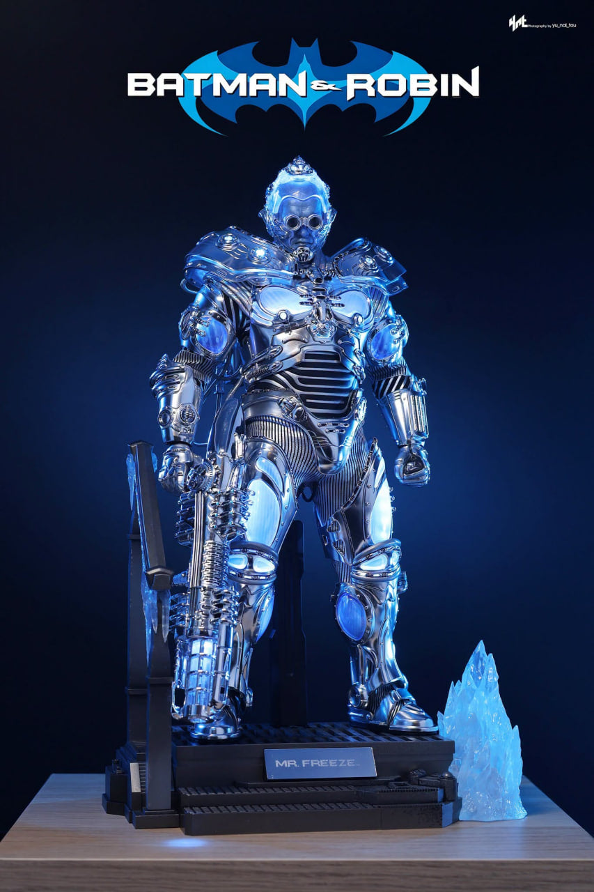 READY🔥Hot Toys MMS800 Batman & Robin 1/6th scale Mr. Freeze (Deluxe Version)