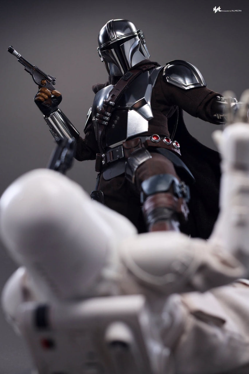 🔥Hot Toys MMS871 Star Wars: The Mandalorian & Grogu - The Mandalorian and Grogu 1/6th scale Collectible Set