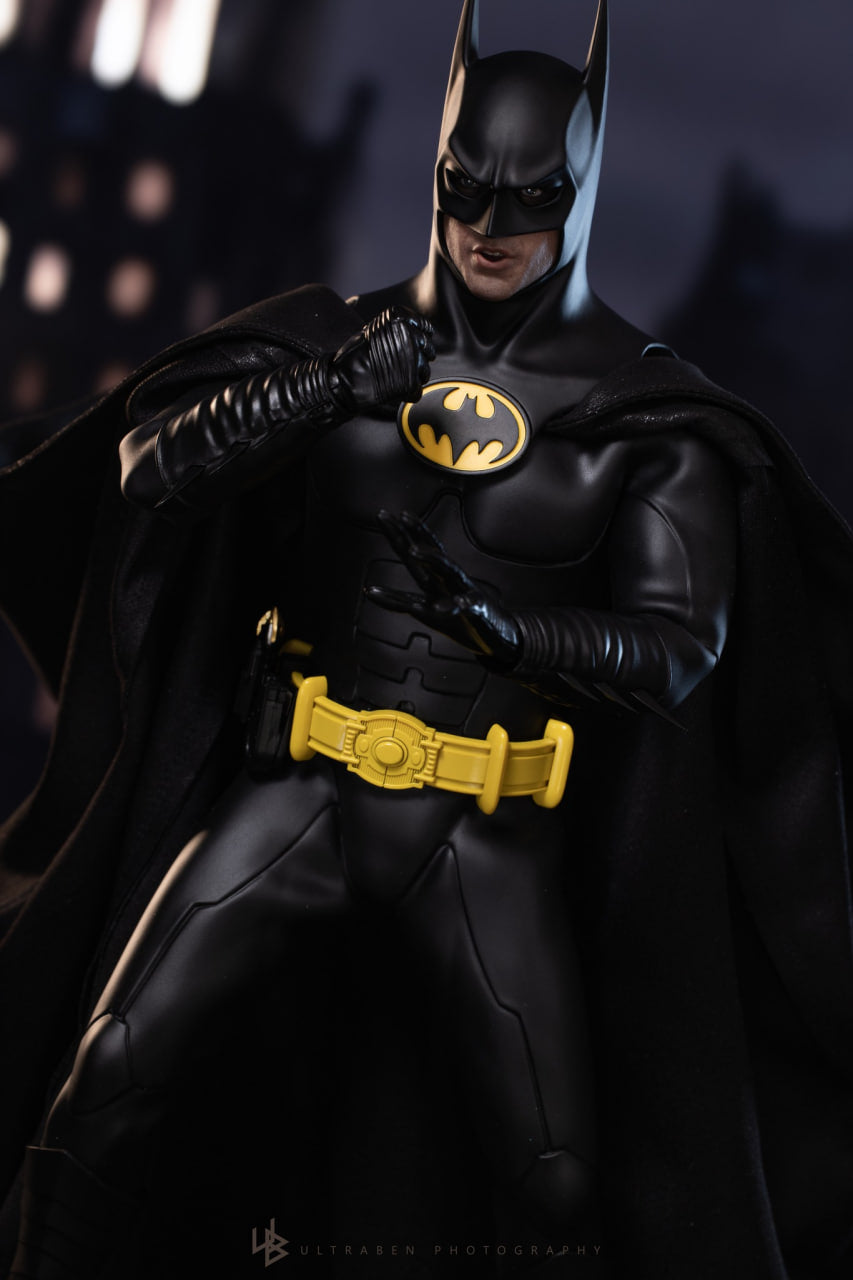 READY🔥Hot Toys MMS770 Batman Returns 1/6th scale Batman Collectible Figure (Deluxe Version)
