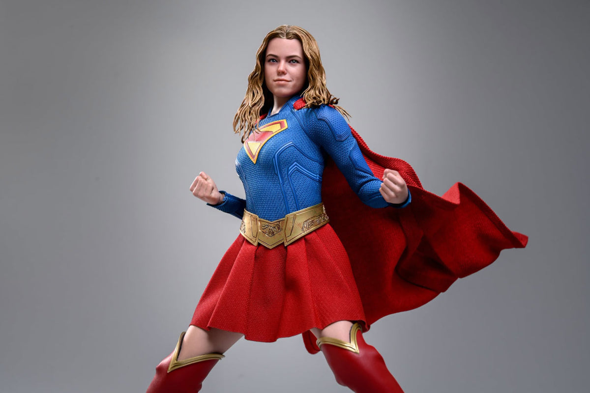 READY🔥Hot Toys MMS869 Supergirl - Supergirl & Krypto 1/6th scale Collectible Set