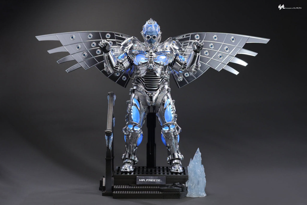 READY🔥Hot Toys MMS800 Batman & Robin 1/6th scale Mr. Freeze