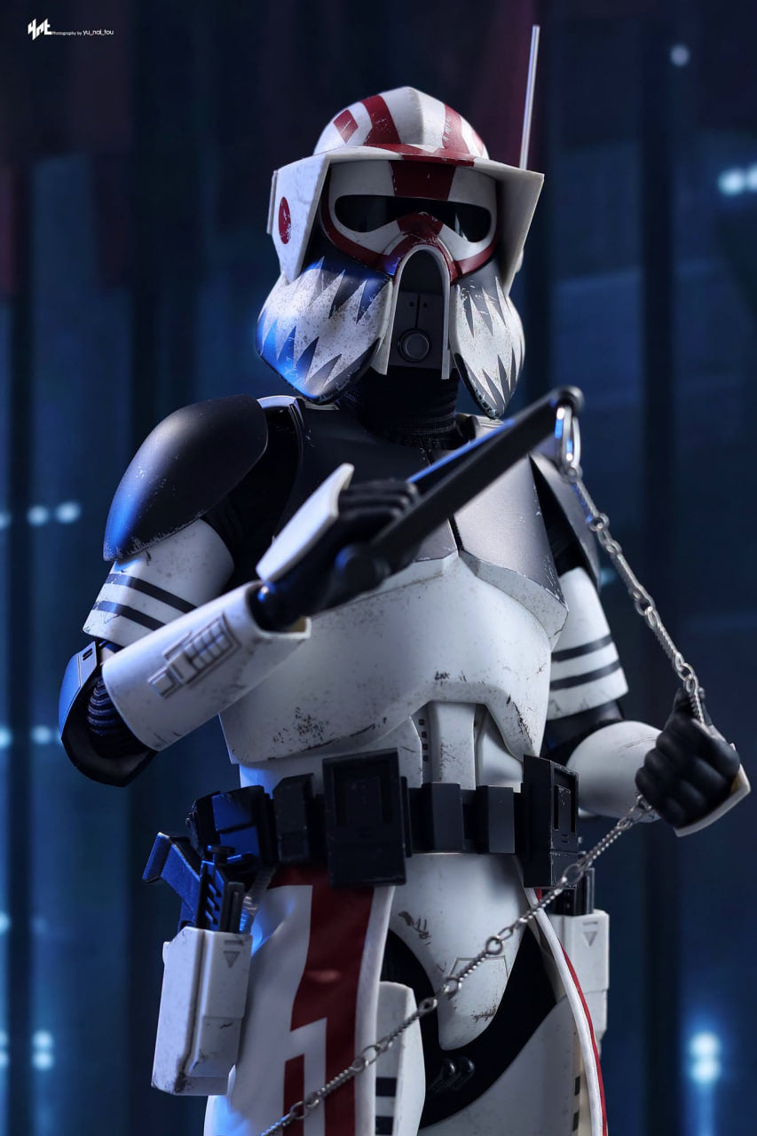 🔥Hot Toys TMS167 Star Wars: The Clone Wars - Sergeant Hound 1/6th Scale Collectible Figure