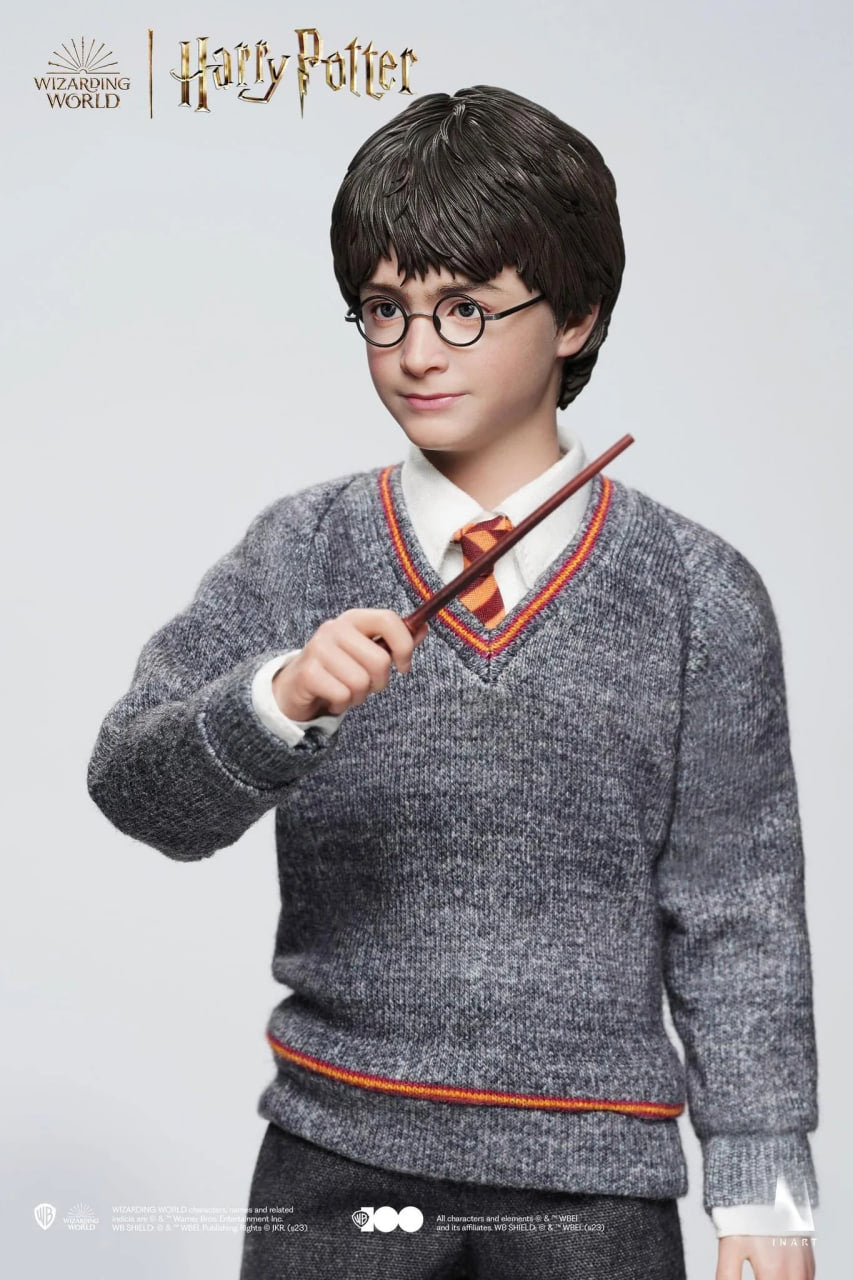 INART A006S1🔥Harry Potter and the Philosopher’s Stone -Harry Potter Hogwarts Uniform 1/6 (Standard Version)