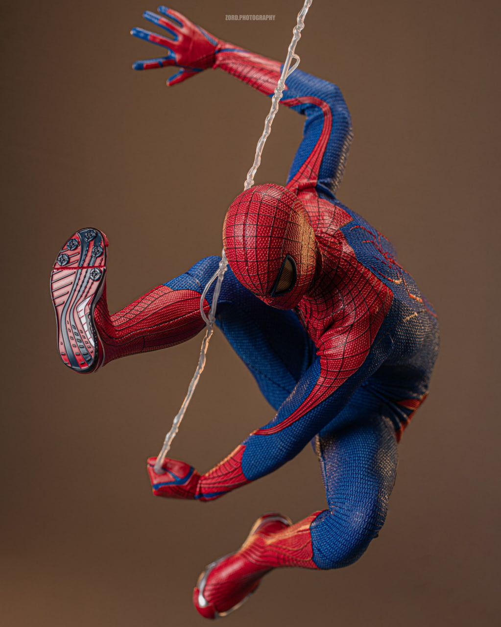 🔥Hot Toys MMS771 MMS771B The Amazing Spider-Man 1/6th Scale The Amazing Spider-Man Collectible Figure (Collector Edition) (Special Edition)