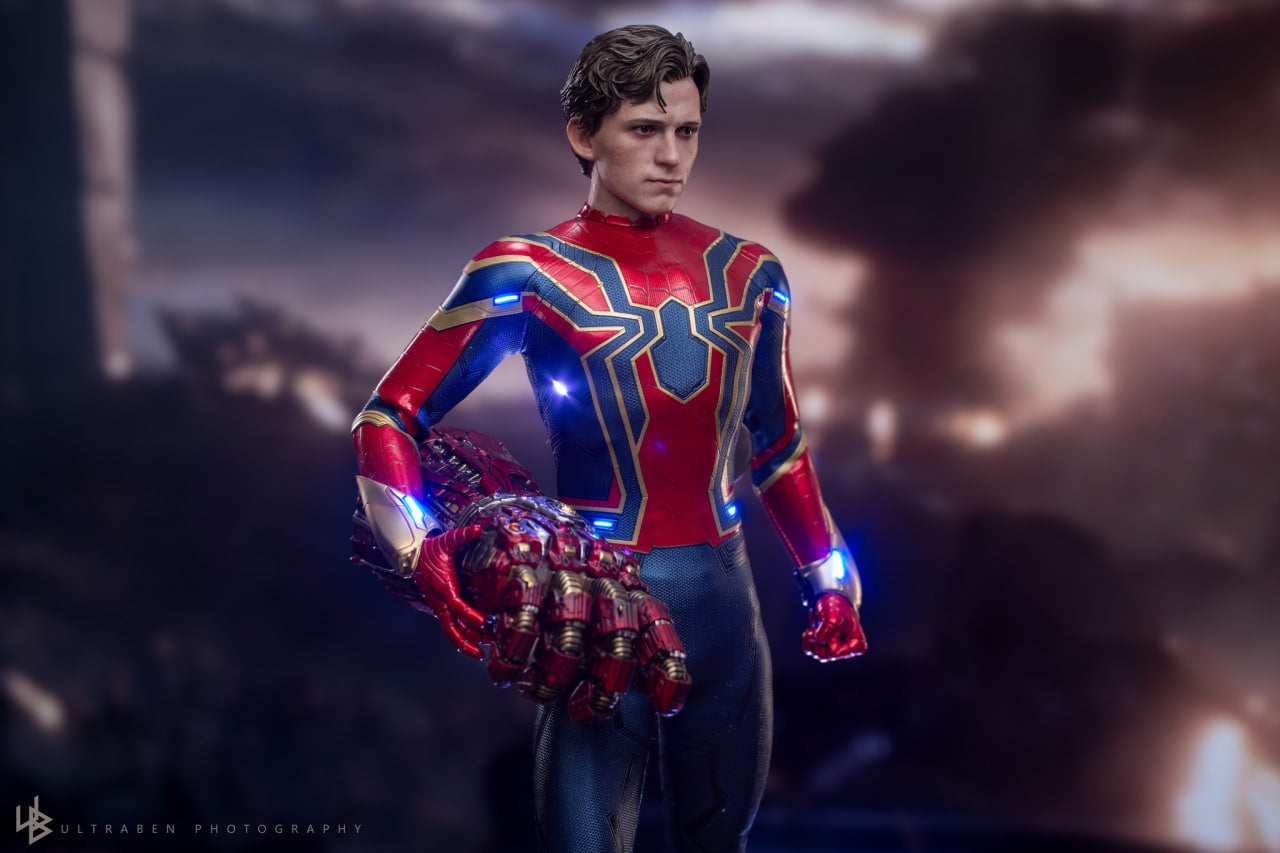 Preorder🔥Hot Toys MMS761 Avengers: Endgame Iron Spider 1/6th scale Collectible Figure