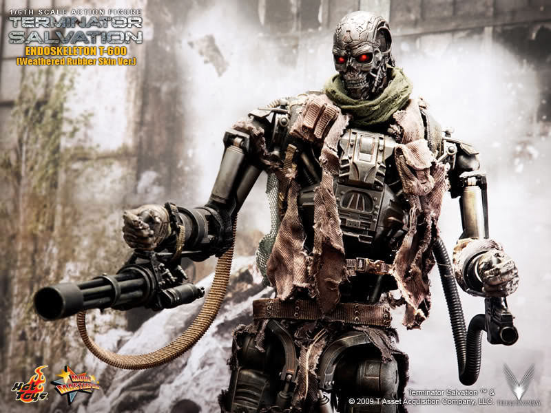 READY🔥Hot Toys MMS104 Terminator : Salvation T-600 Endoskeleton (Weathered Rubber Skin) 1/6th Scale Collectible Figure - Non-refundable