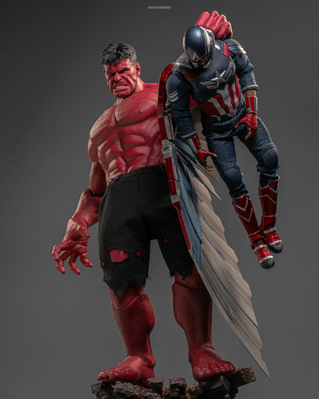 READY🔥Hot Toys MMS797 Captain America: Brave New World 1/6th scale Red Hulk Collectible Figure