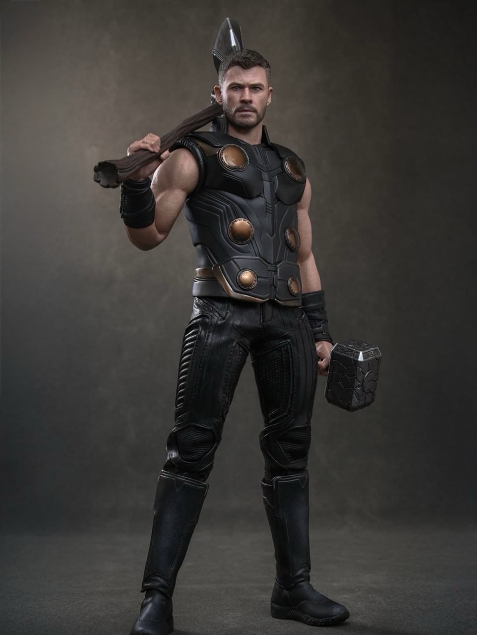 Preorder🔥Hot Toys MMS919 Avengers: Doomsday Thor (Deluxe Version) 1/6th scale Collectible Figure