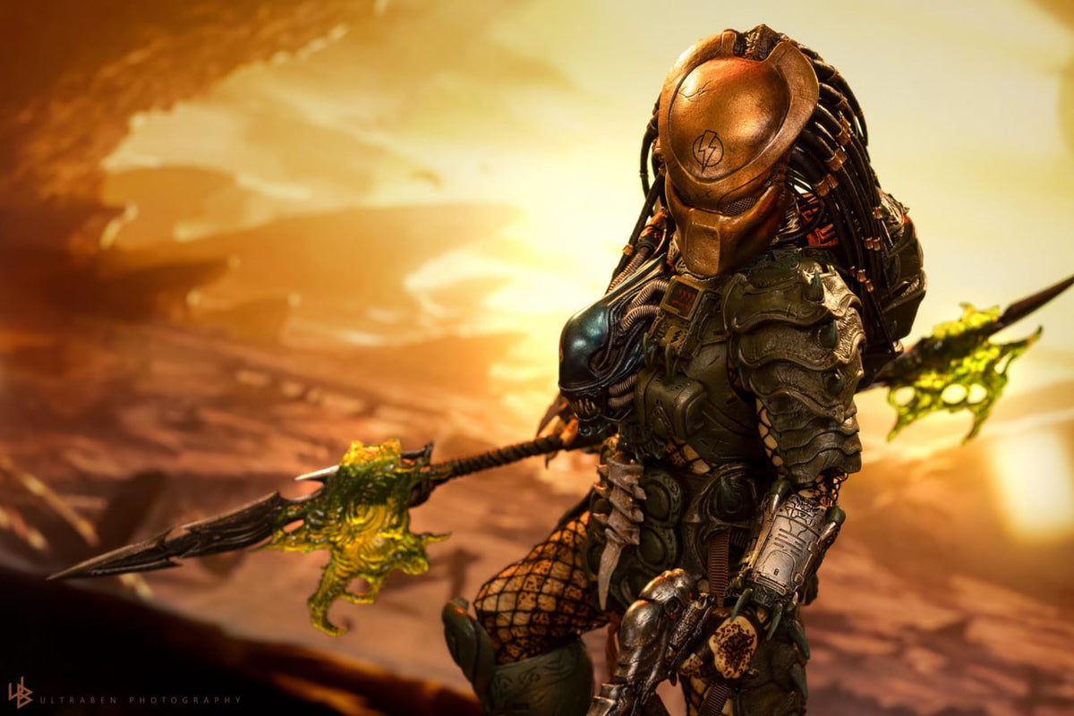 READY🔥Hot Toys CMS029B Predator 1/6th scale Broken Tusk Predator (Special Edition)