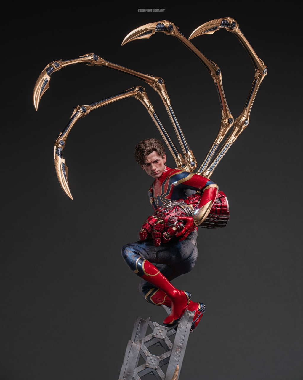READY🔥Hot Toys MMS762AE Marvel Avengers: Endgame Iron Spider