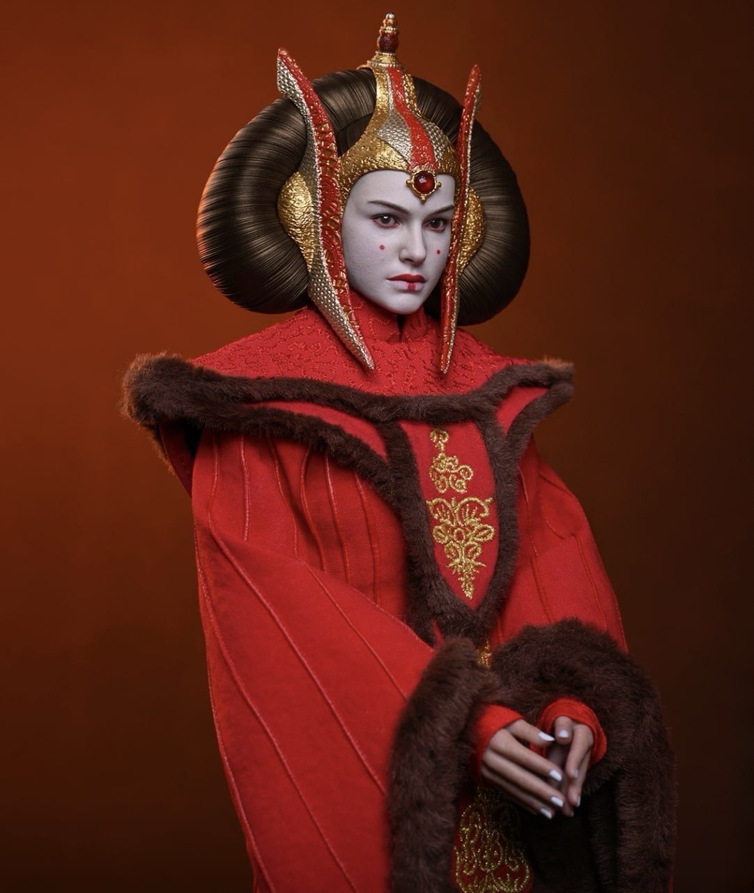 Preorder🔥Hot Toys MMS883 Star Wars: The Phantom Menace - 1/6th scale Queen Amidala Collectible Figure
