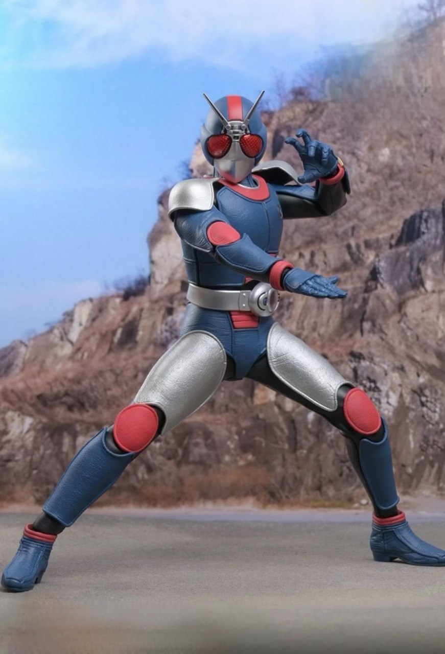 READY🔥Hot Toys TMS180 Kamen Rider Black RX BioRider 1/6th scale