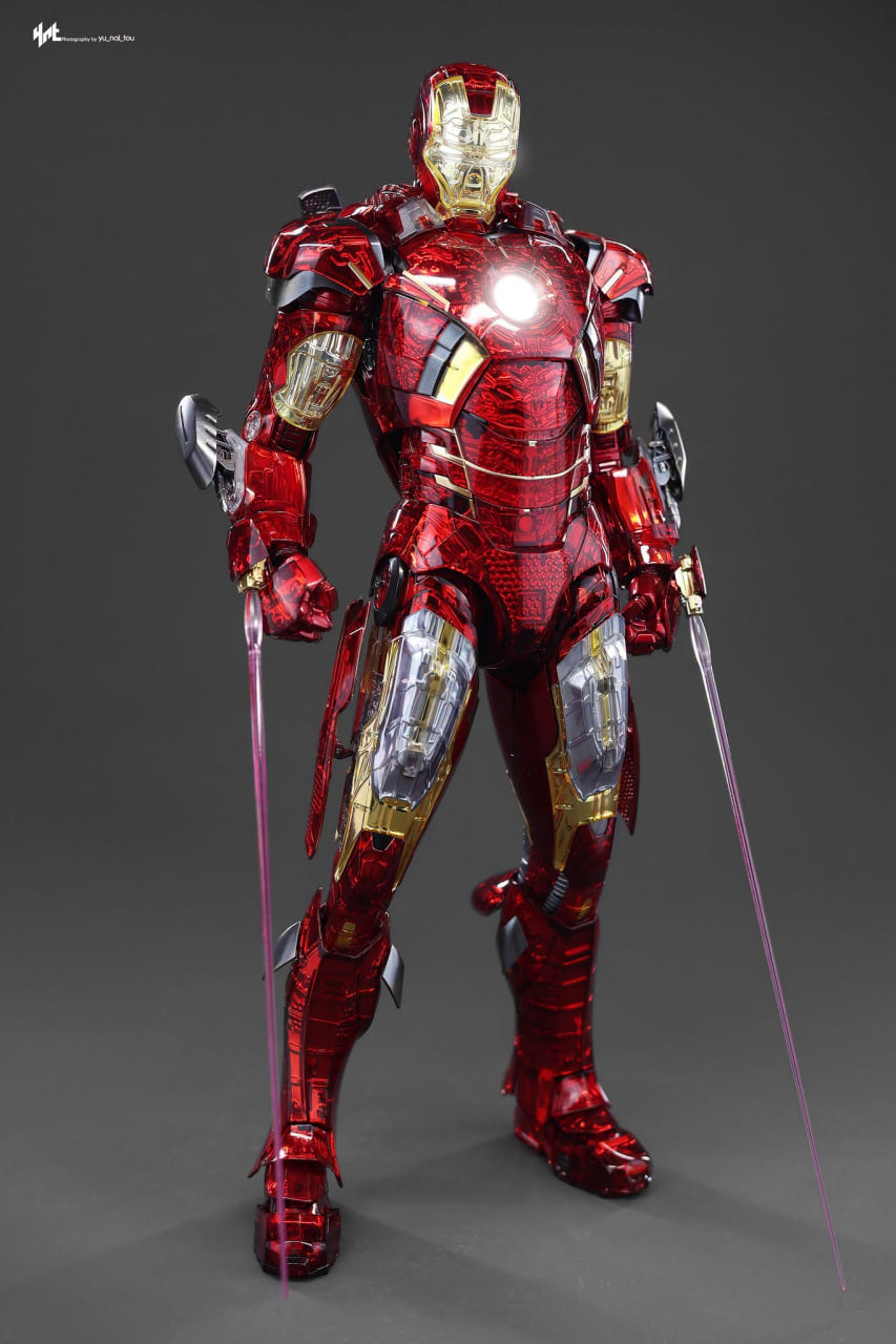 READY🔥 Hot Toys MMS870D82 The Avengers Iron Man Mark VII (Exo-Chrome Clear Version) 1/6th scale Collectible Figure