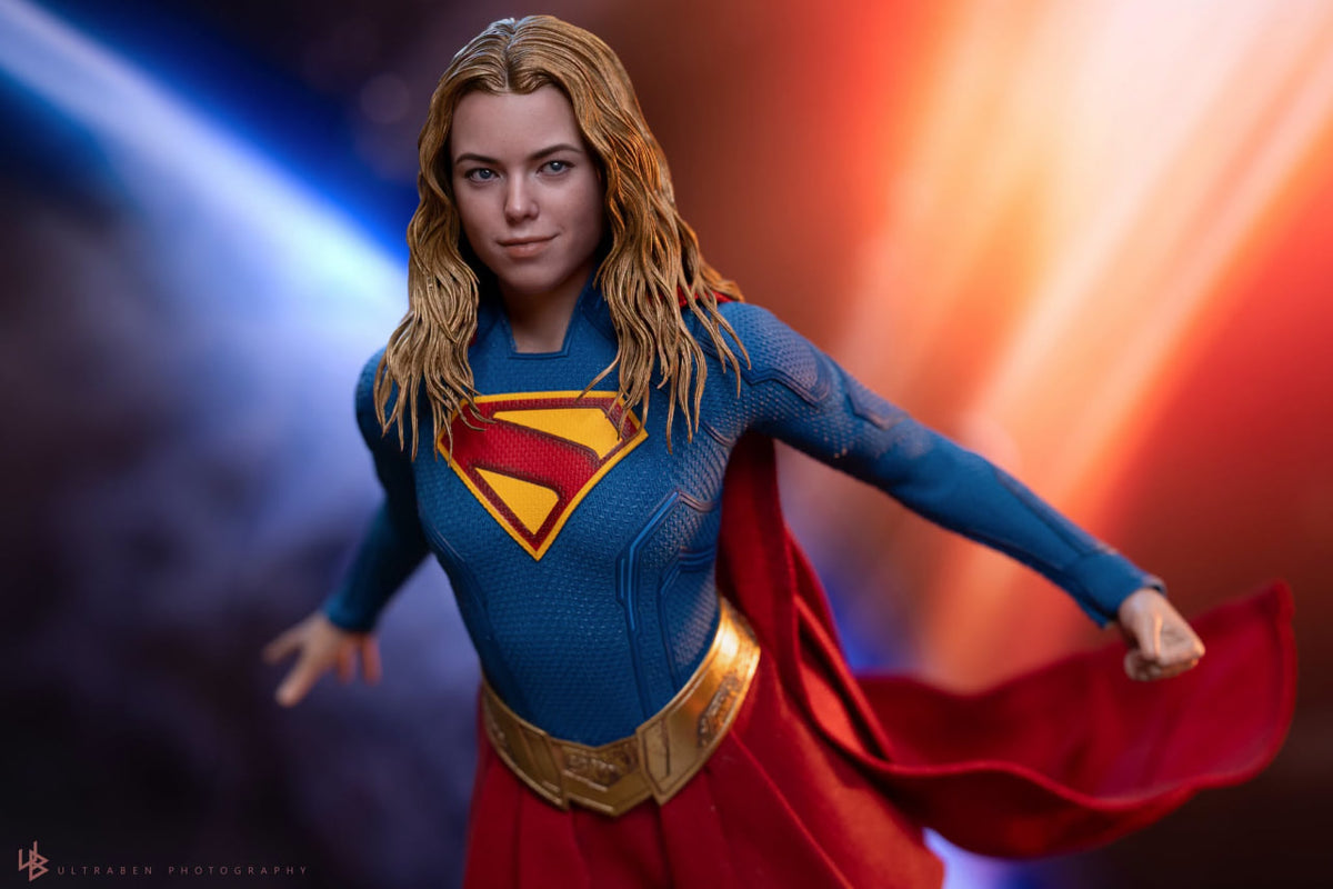 READY🔥Hot Toys MMS869 Supergirl - Supergirl & Krypto 1/6th scale Collectible Set