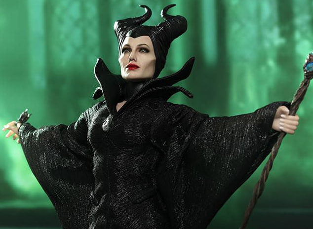 Hot Toys MMS247 Maleficent - Angelina Jolie 1/6 Scale Action Figure NEW