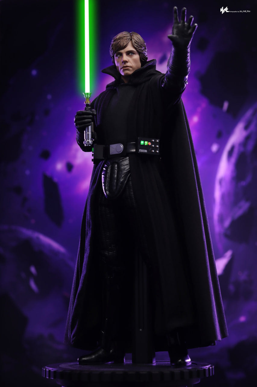 READY🔥Hot Toys CMS019 CMS019b Star Wars: Dark Empire Luke Skywalker (Dark Empire) 1/6th scale Collectible Figure