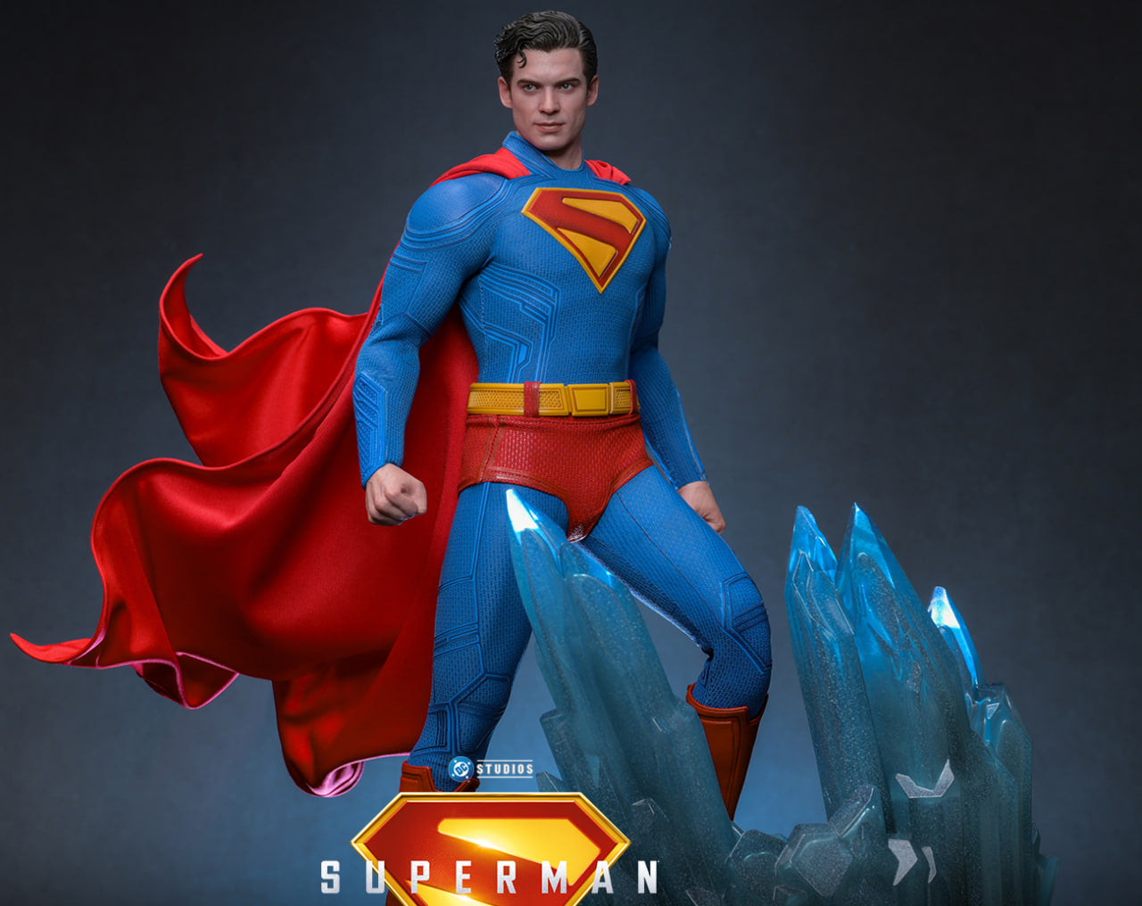 Preorder🔥Hot Toys MMS812 Superman 1/6th Scale Superman & Krypto Collectible Set