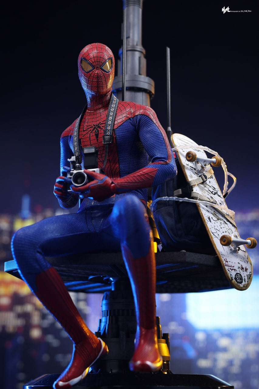 🔥Hot Toys MMS772 MMS772B The Amazing Spider-Man 1/6th Scale The Amazing Spider-Man Collectible Figure (Deluxe Version) (Deluxe & Special Edition)