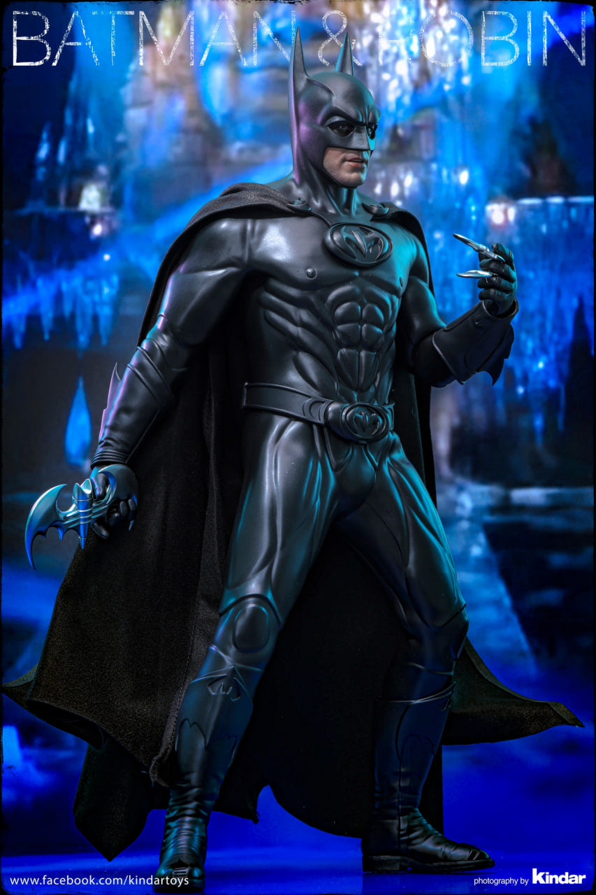 READY🔥Hot Toys MMS786 Batman & Robin 1/6th scale Batman