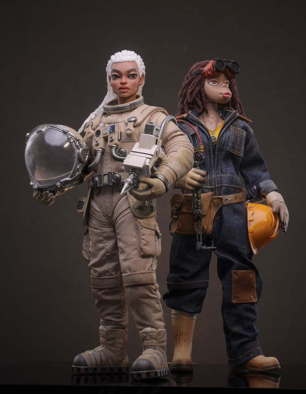 READY🔥Hot Toys AMC040 Brothersfree x Hot Toys 1/6th scale Space