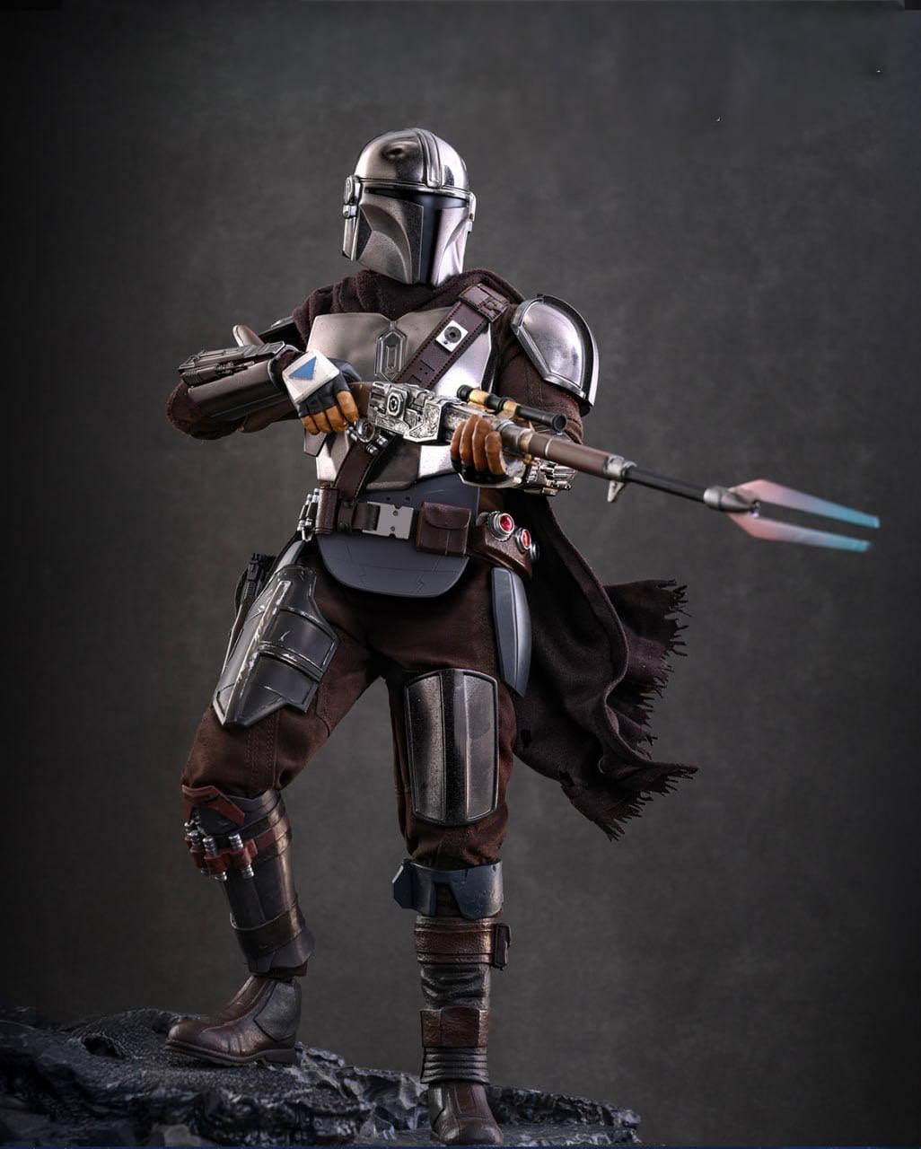 Preorder🔥Hot Toys MMS871 Star Wars: The Mandalorian & Grogu - The Mandalorian and Grogu 1/6th scale Collectible Set