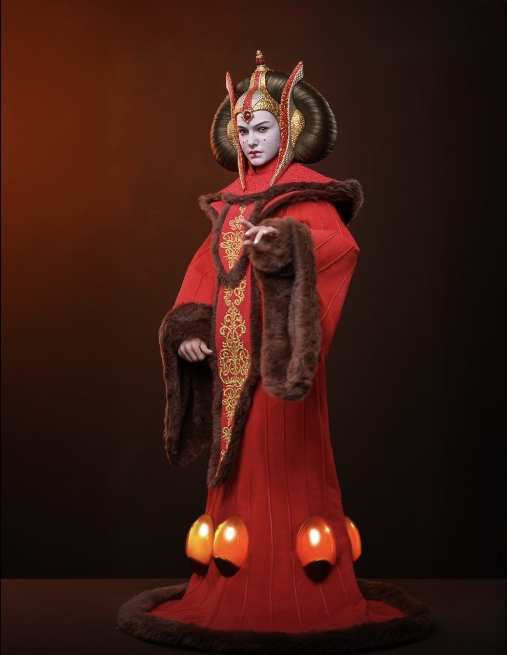 Preorder🔥Hot Toys MMS883 Star Wars: The Phantom Menace - 1/6th scale Queen Amidala Collectible Figure