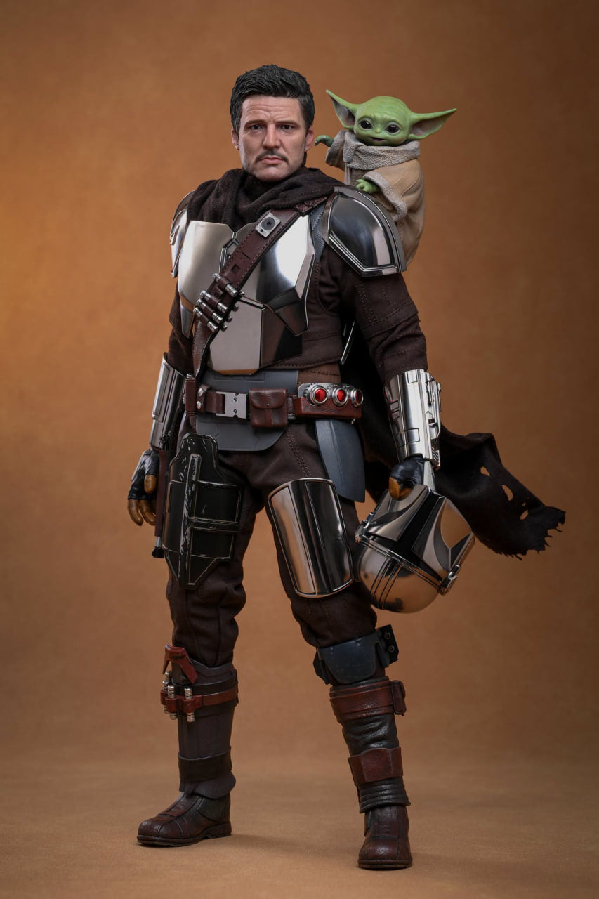 🔥Hot Toys MMS871 Star Wars: The Mandalorian & Grogu - The Mandalorian and Grogu 1/6th scale Collectible Set