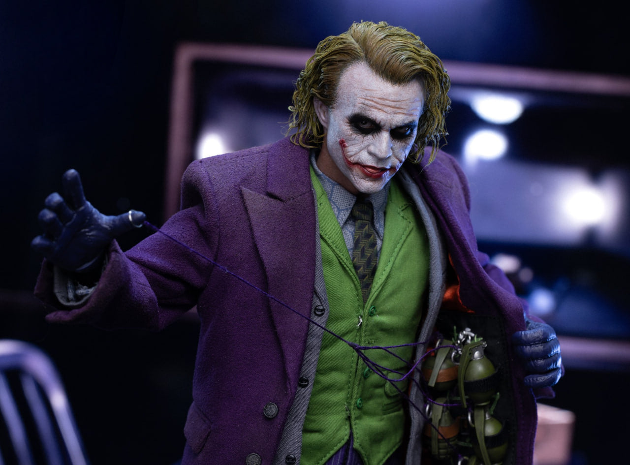 🔥Hot Toys DX33AE The Dark Knight Trilogy 1/6th scale The Joker Collectible Figure (Rooted Hair)(Artisan Edition)