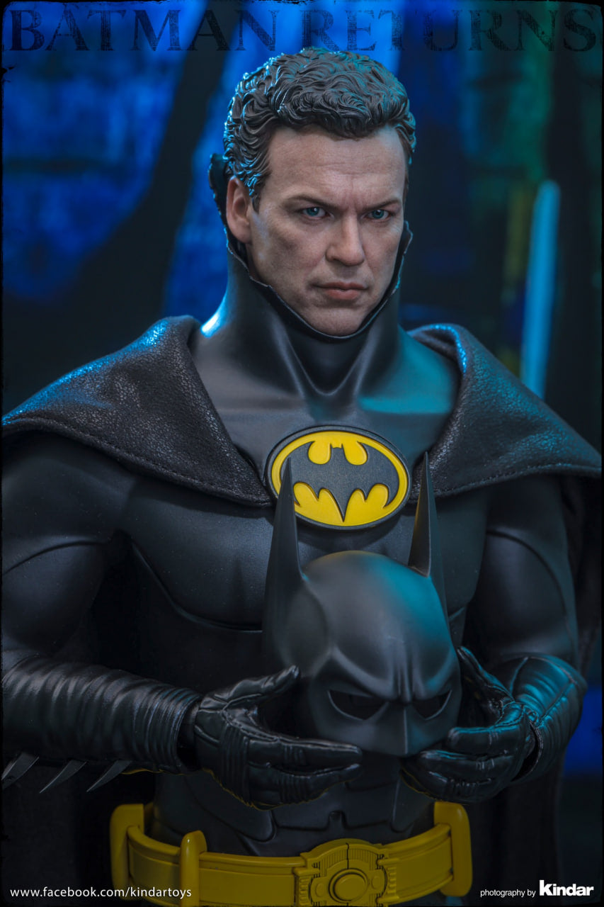 READY🔥Hot Toys MMS770 Batman Returns 1/6th scale Batman Collectible Figure (Deluxe Version)