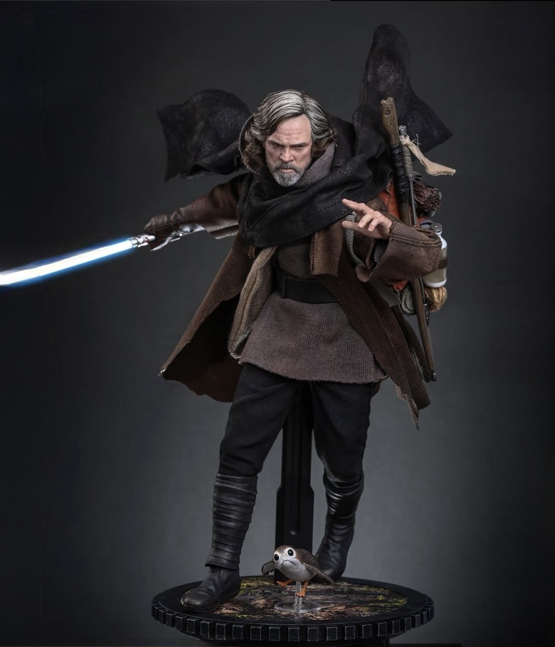 Preorder🔥Hot Toys MMS879AE Star Wars: The Last Jedi - 1/6th scale Luke Skywalker Collectible Figure (Artisan Edition) (Hot Toys Exclusive)