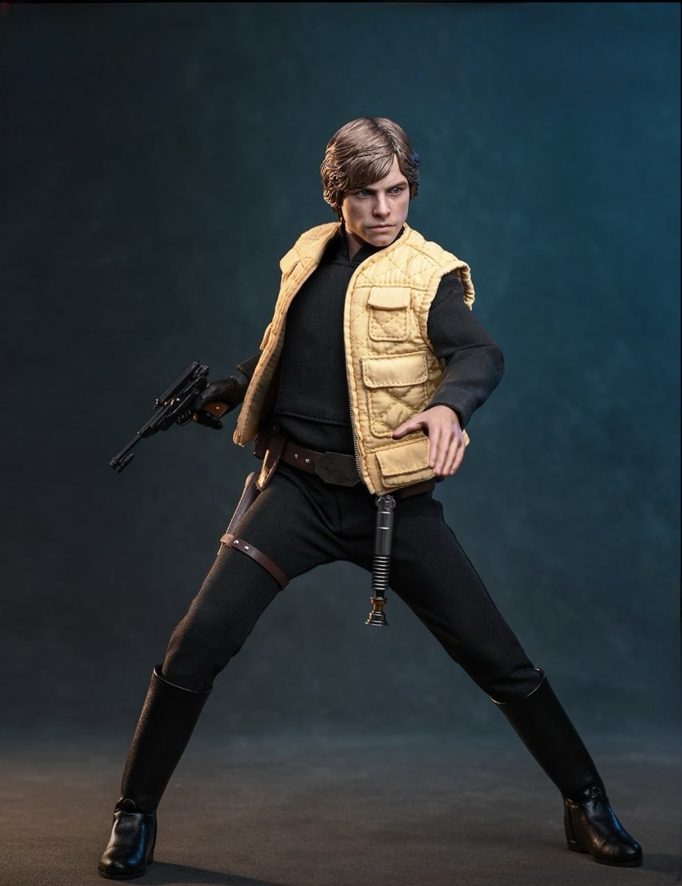 Preorder🔥Hot Toys CMS035 Star Wars - Luke Skywalker (Shadows Of The Empire) 1/6th scale Collectible Figure [Hot Toys Exclusive]