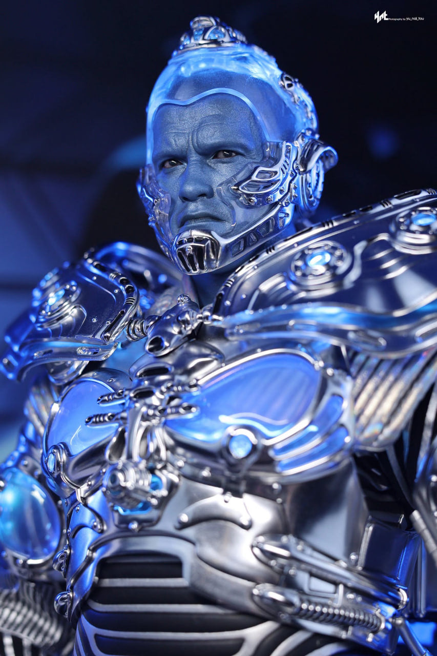 Next Batch🔥Hot Toys MMS800 Batman & Robin 1/6 Mr. Freeze (Deluxe Version)