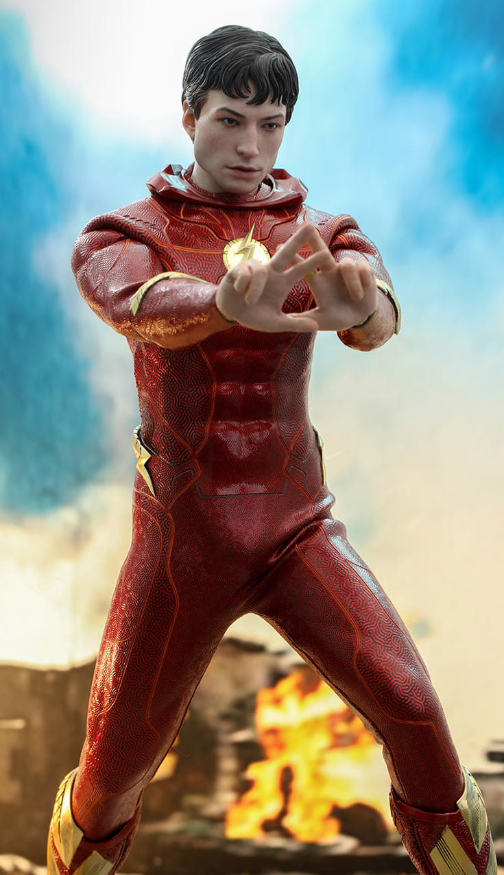 Preorder🔥Hot Toys MMS713 The Flash 1/6 Scale Collectible Figure