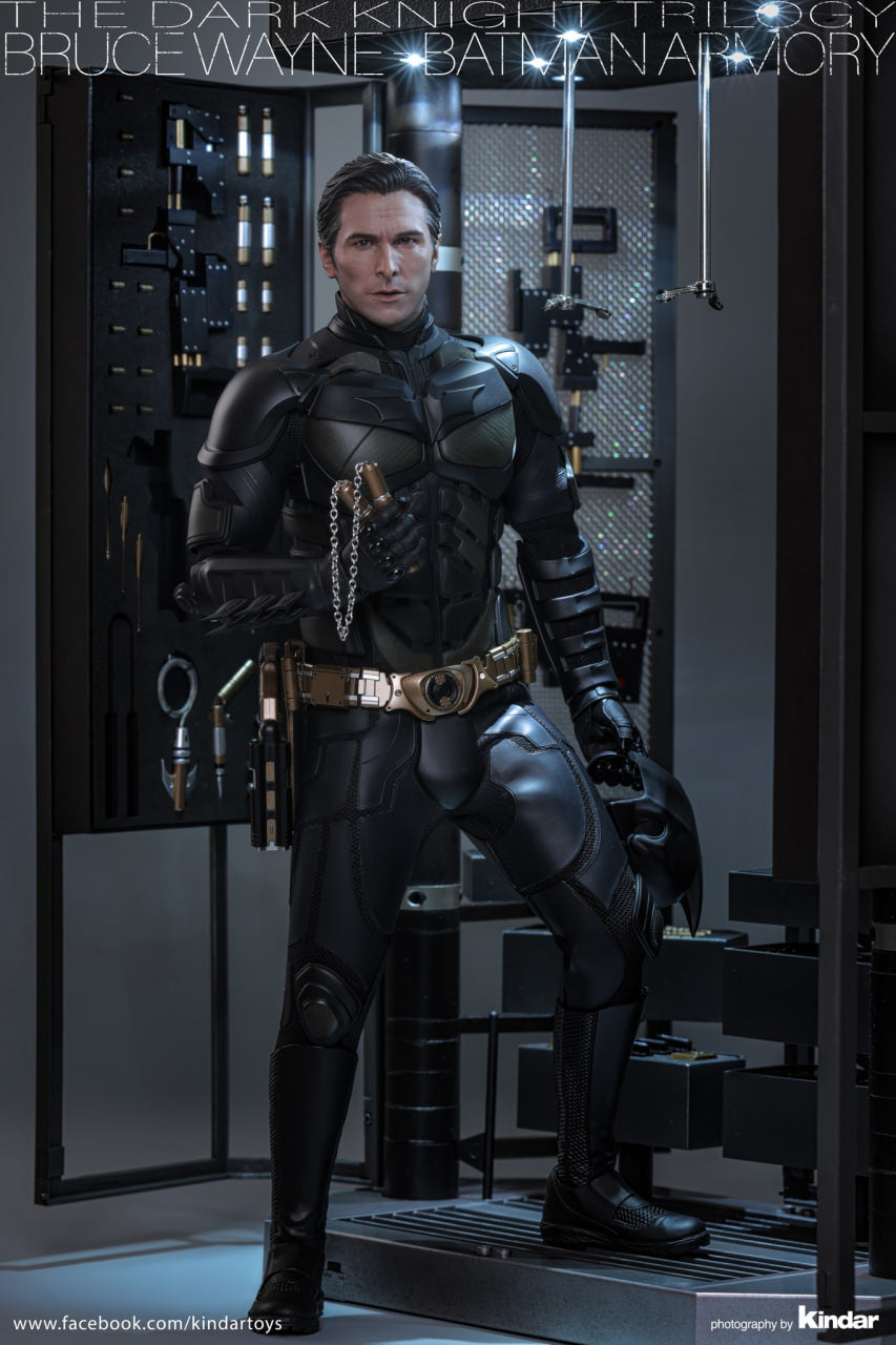 🔥Hot Toys MMS750 Batman The Dark Knight - 1/6th scale Batman Armory with Bruce Wayne (2.0) Collectible Set