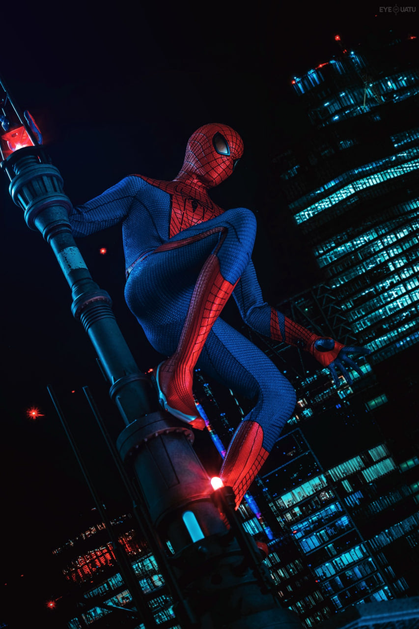 🔥Hot Toys MMS772 MMS772B The Amazing Spider-Man 1/6th Scale The Amazing Spider-Man Collectible Figure (Deluxe Version) (Deluxe & Special Edition)