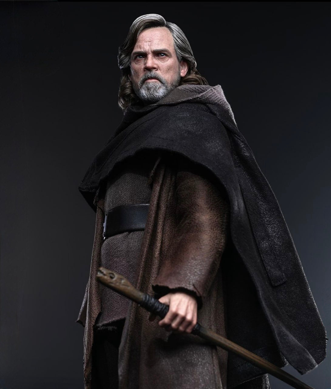 Preorder🔥Hot Toys MMS879AE Star Wars: The Last Jedi - 1/6th scale Luke Skywalker Collectible Figure (Artisan Edition) (Hot Toys Exclusive)