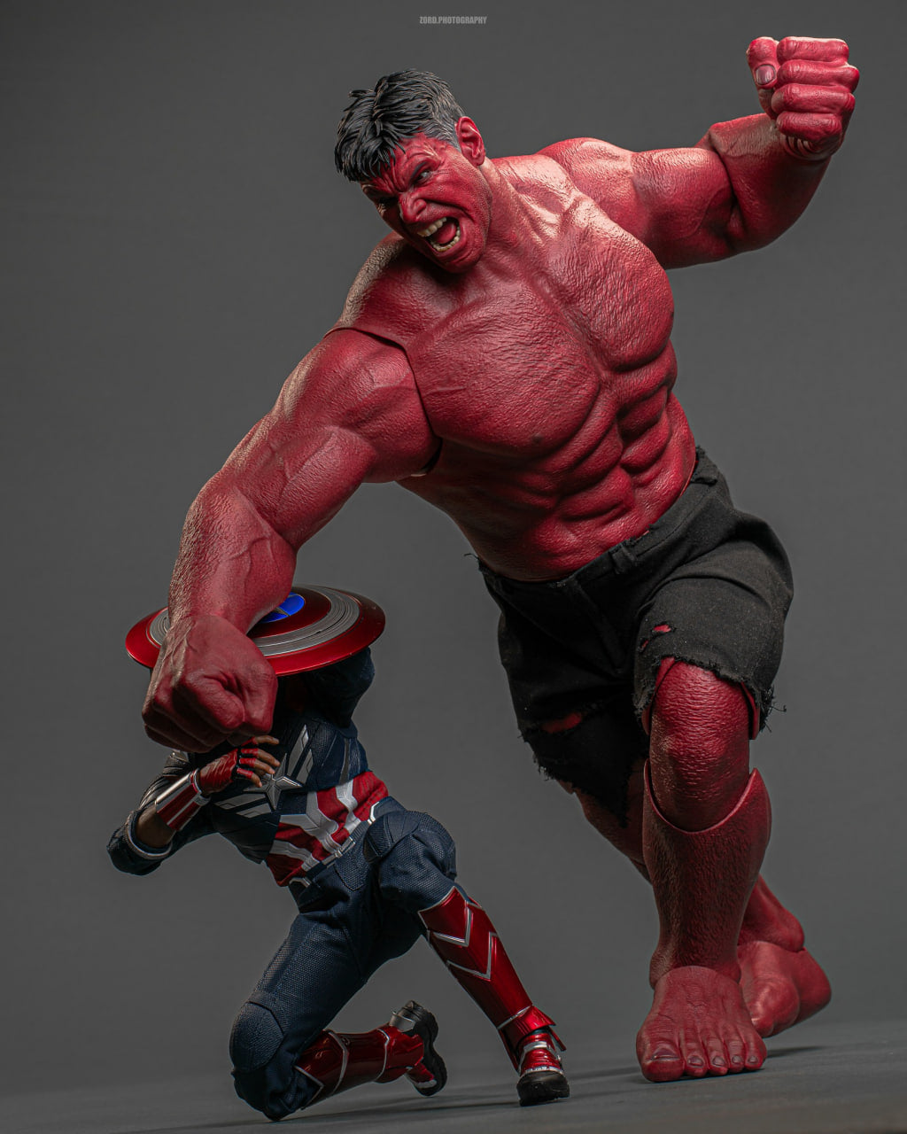 READY🔥Hot Toys MMS797 Captain America: Brave New World 1/6th scale Red Hulk Collectible Figure