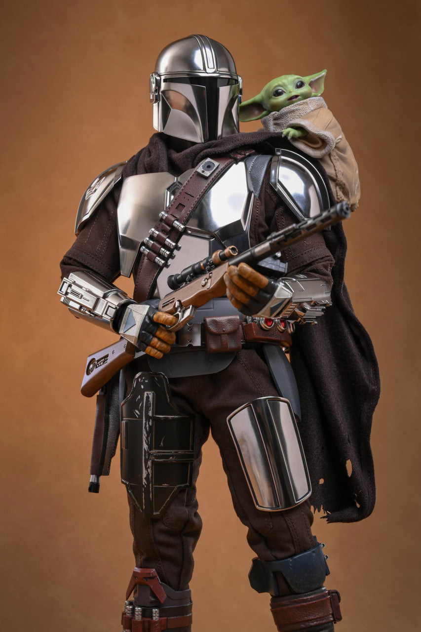 🔥Hot Toys MMS871 Star Wars: The Mandalorian & Grogu - The Mandalorian and Grogu 1/6th scale Collectible Set