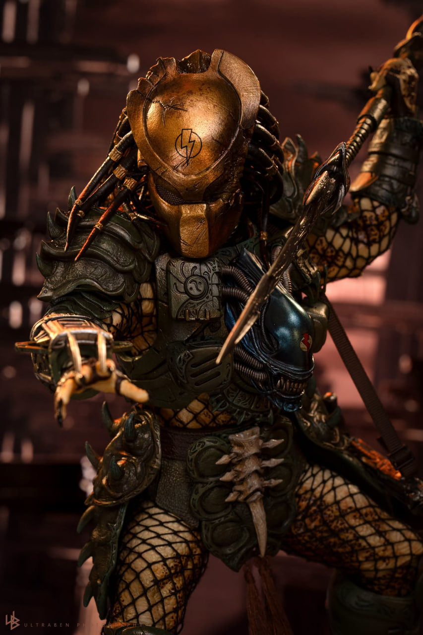 READY🔥Hot Toys CMS029B Predator 1/6th scale Broken Tusk Predator (Special Edition)