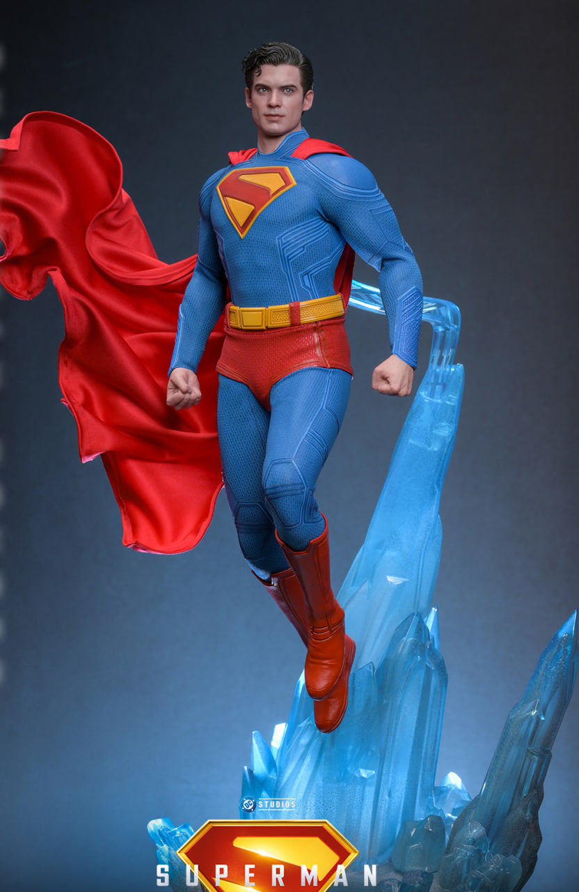Preorder🔥Hot Toys MMS812 Superman 1/6th Scale Superman & Krypto Collectible Set