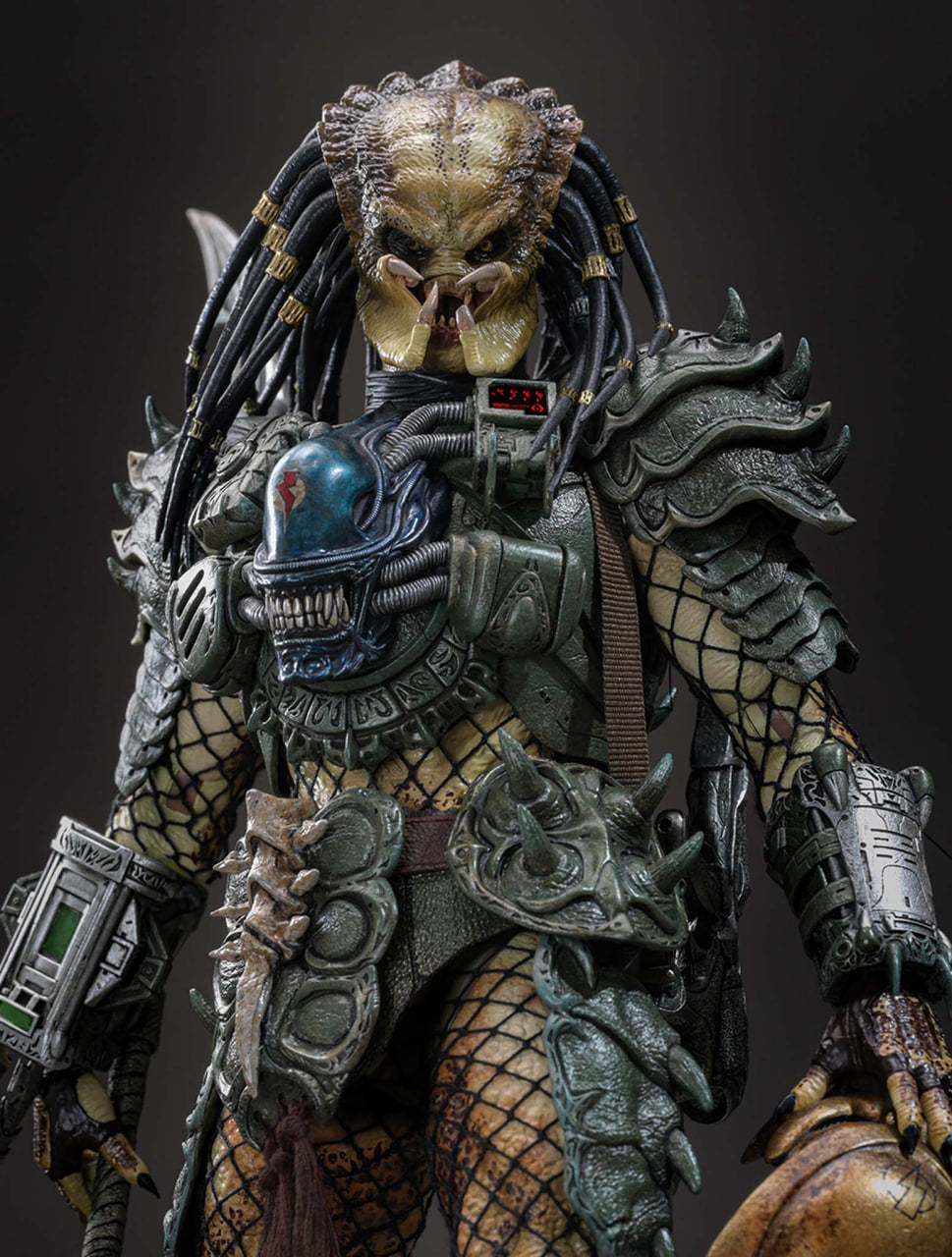 Preorder🔥Hot Toys CMS029B Predator 1/6th scale Broken Tusk Predator Co ...