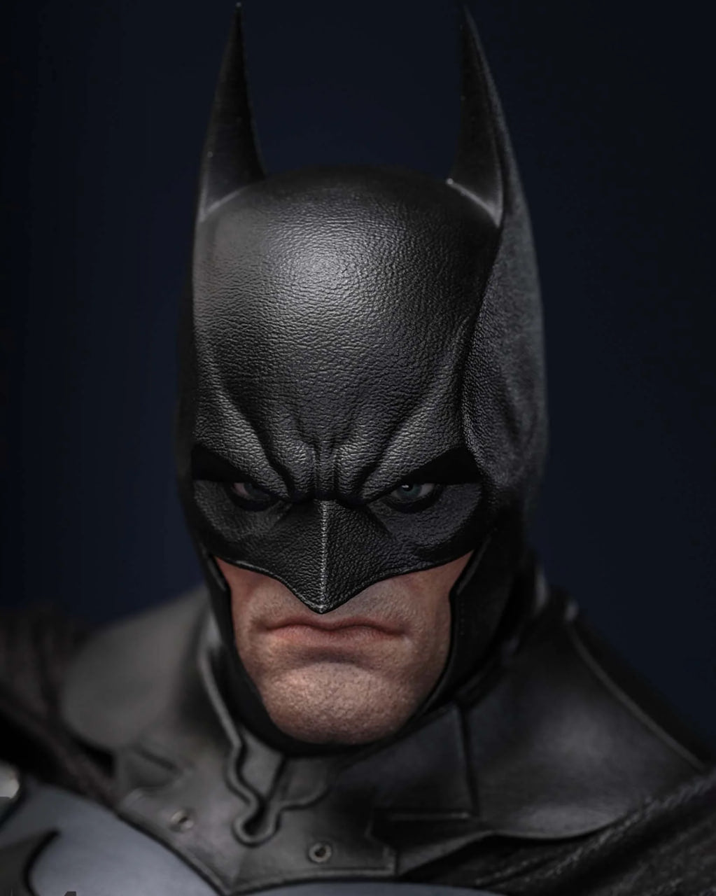 Preorder🔥Hot Toys VGM83 Batman: Arkham Origins 1/6th scale Batman™ Collectible Figure